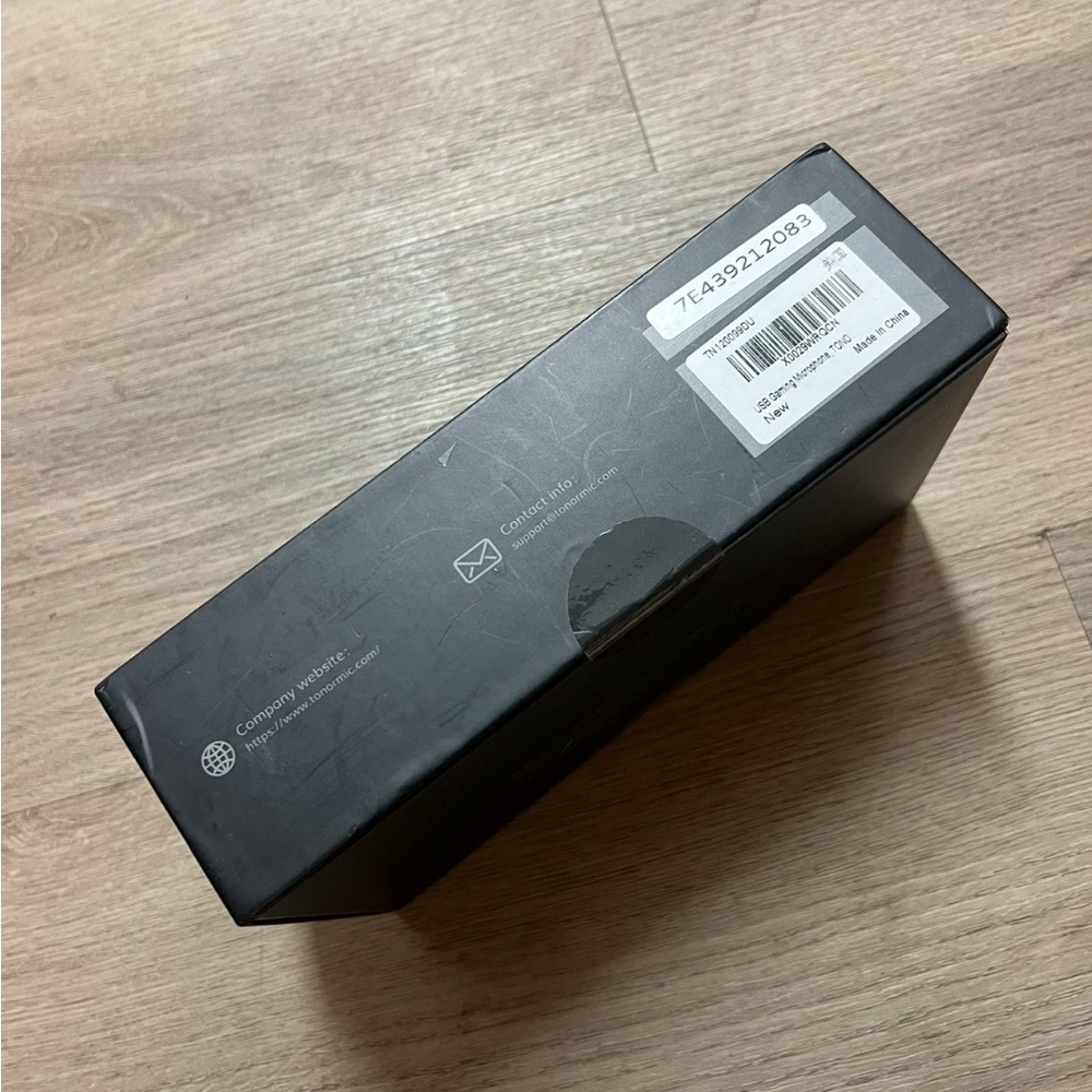 Tonor Condenser Microphone - Picture 2 of 4